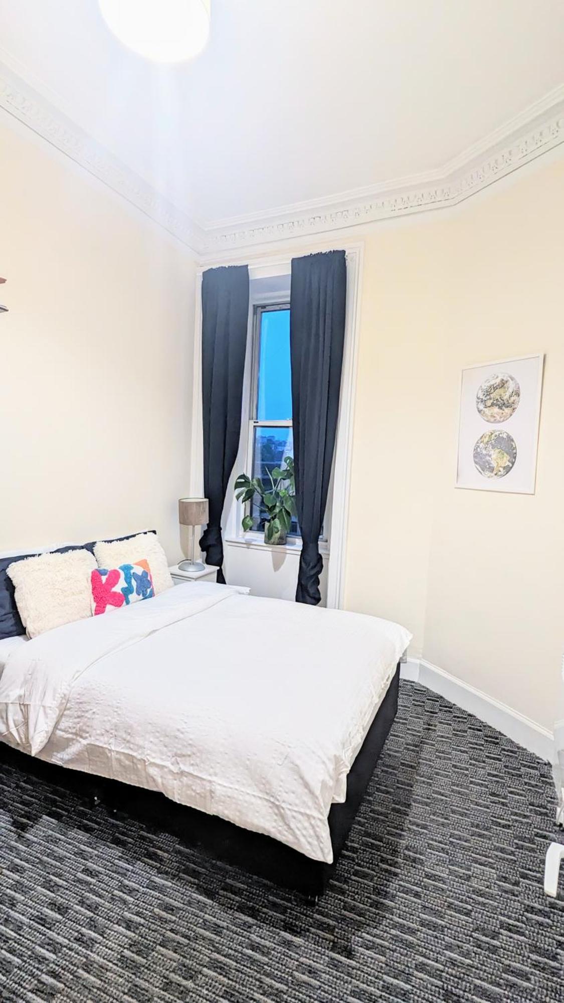 Sunny Haymarket Room Единбург Екстер'єр фото